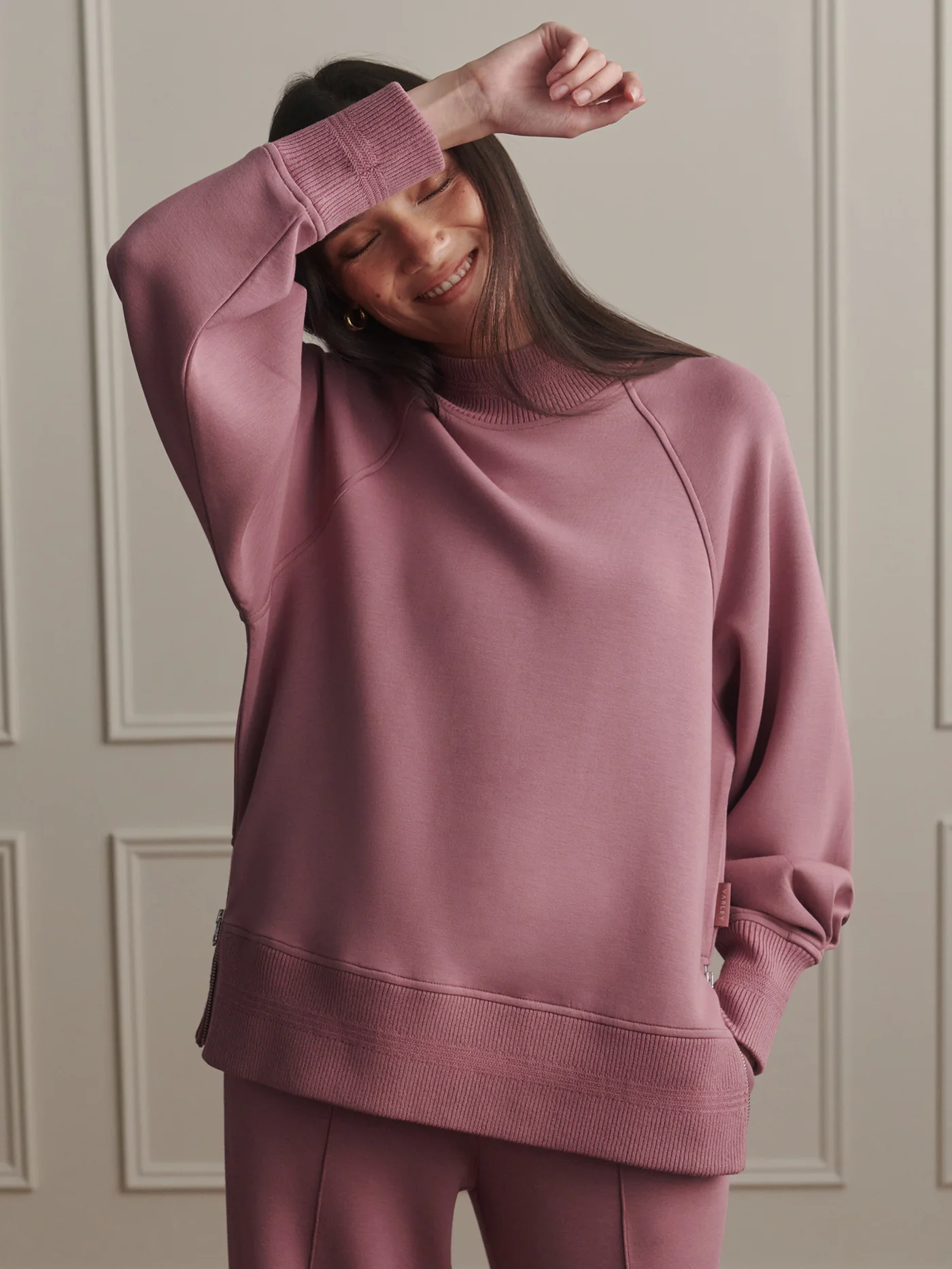 Loxley Raglan Boyfriend Sweat 10 Loxley Raglan Boyfriend Sweat