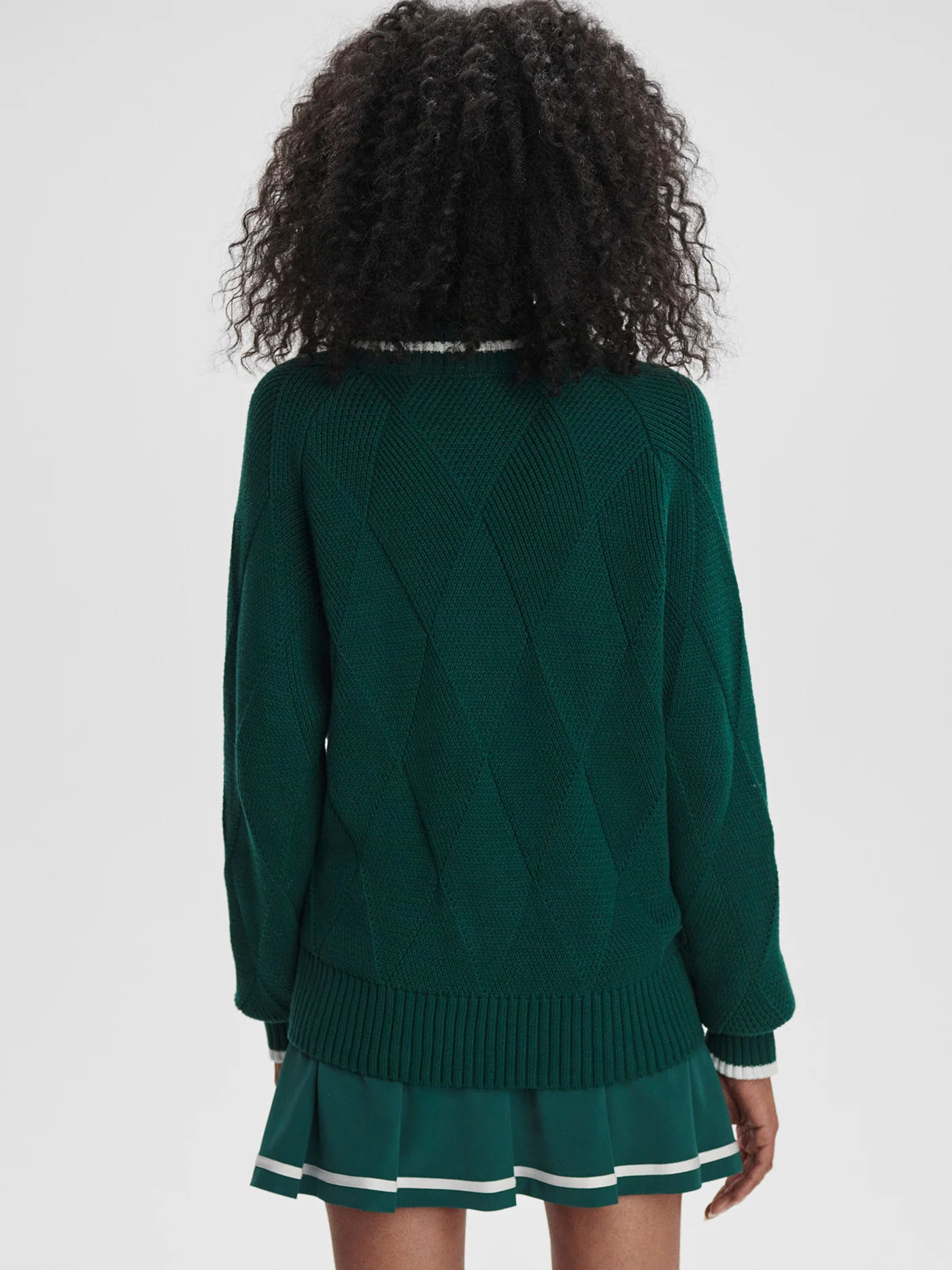 Ray Diamond V-Neck Knit 11 Ray Diamond V-Neck Knit