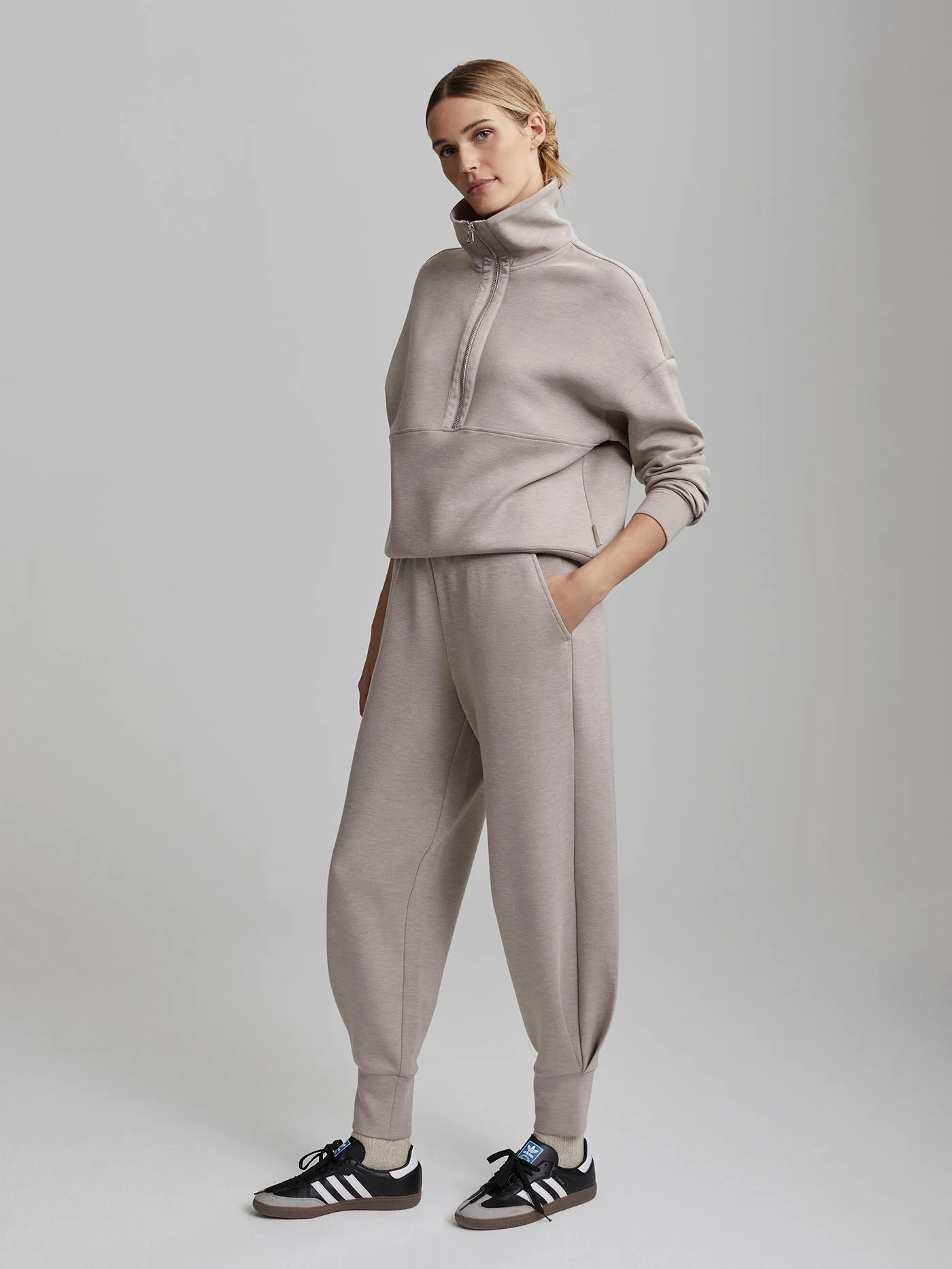 The Relaxed Pant 25 18 The Relaxed Pant 25