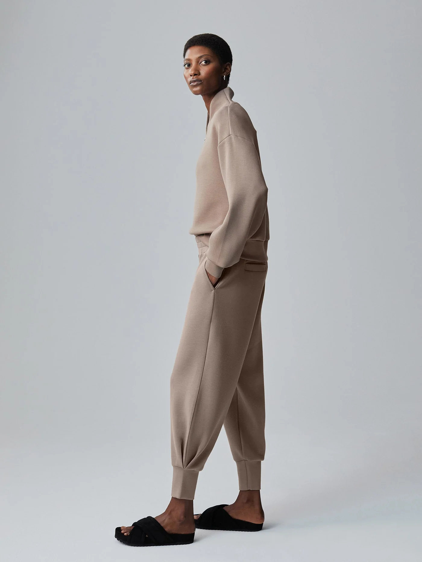 The Relaxed Pant 25 3 The Relaxed Pant 25