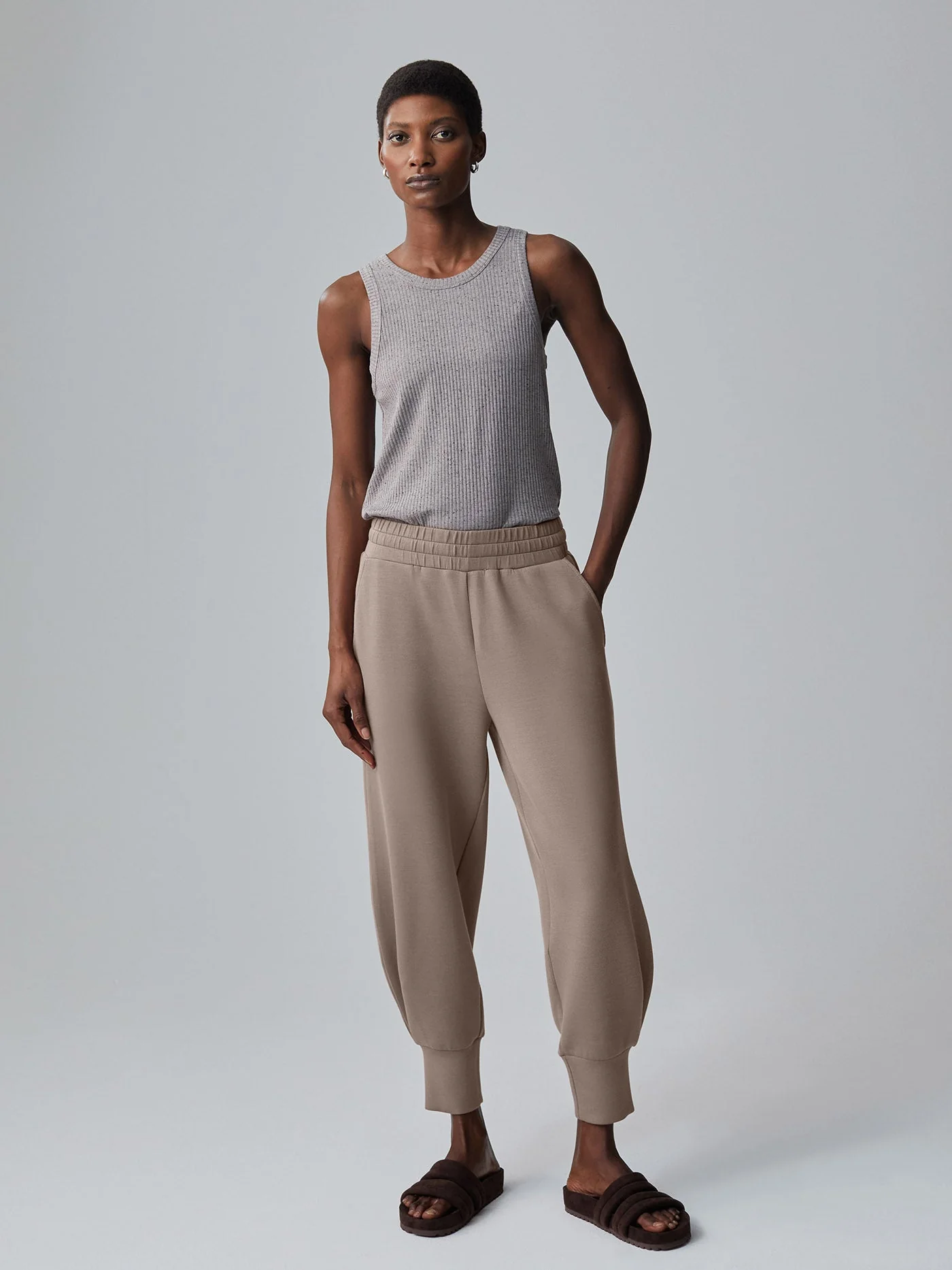 The Relaxed Pant 25 4 The Relaxed Pant 25