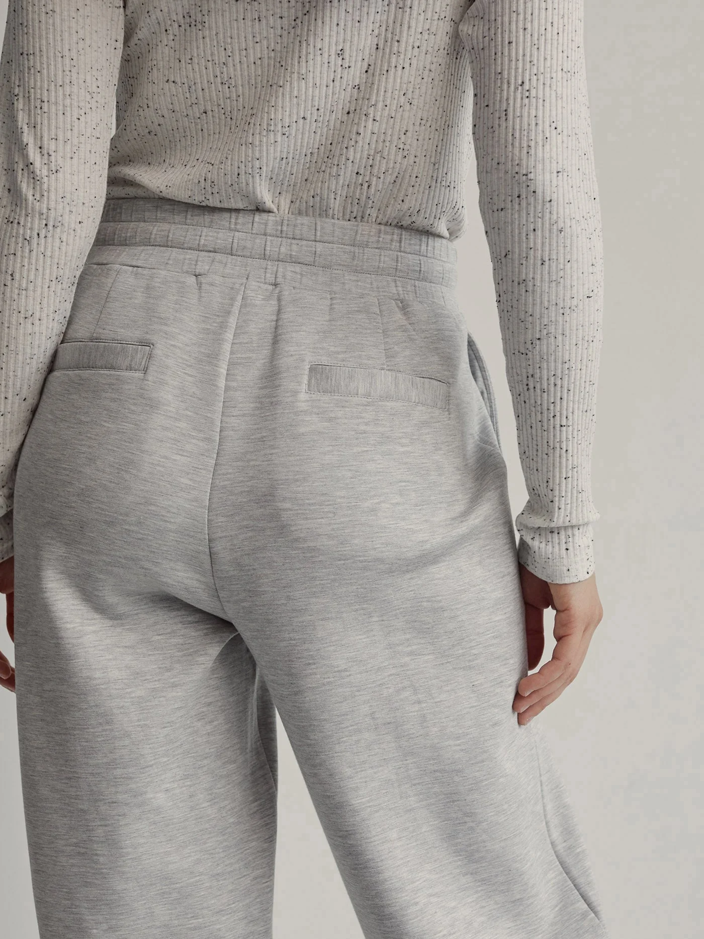 The Relaxed Pant 27.5 13 The Relaxed Pant 27.5