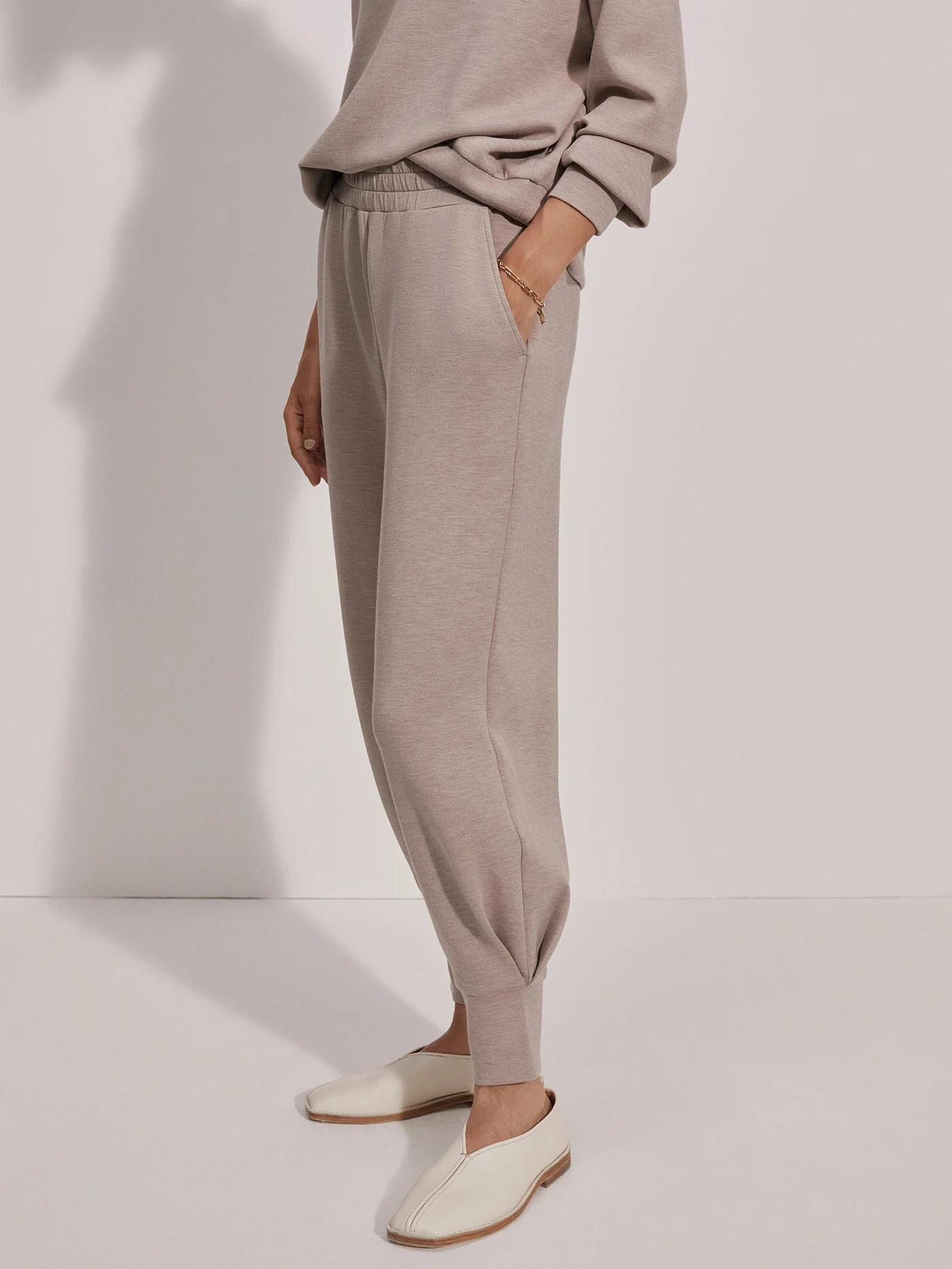 The Relaxed Pant 27.5 22 The Relaxed Pant 27.5