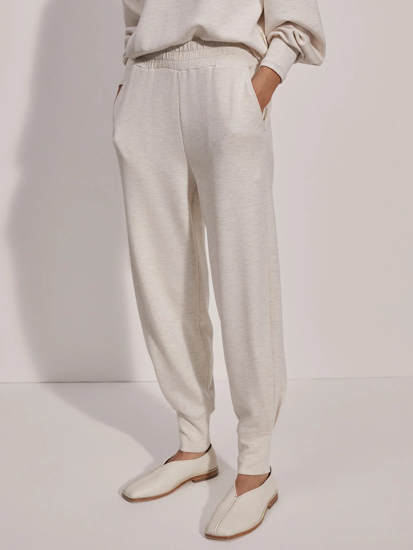 The Relaxed Pant 27.5 25 The Relaxed Pant 27.5