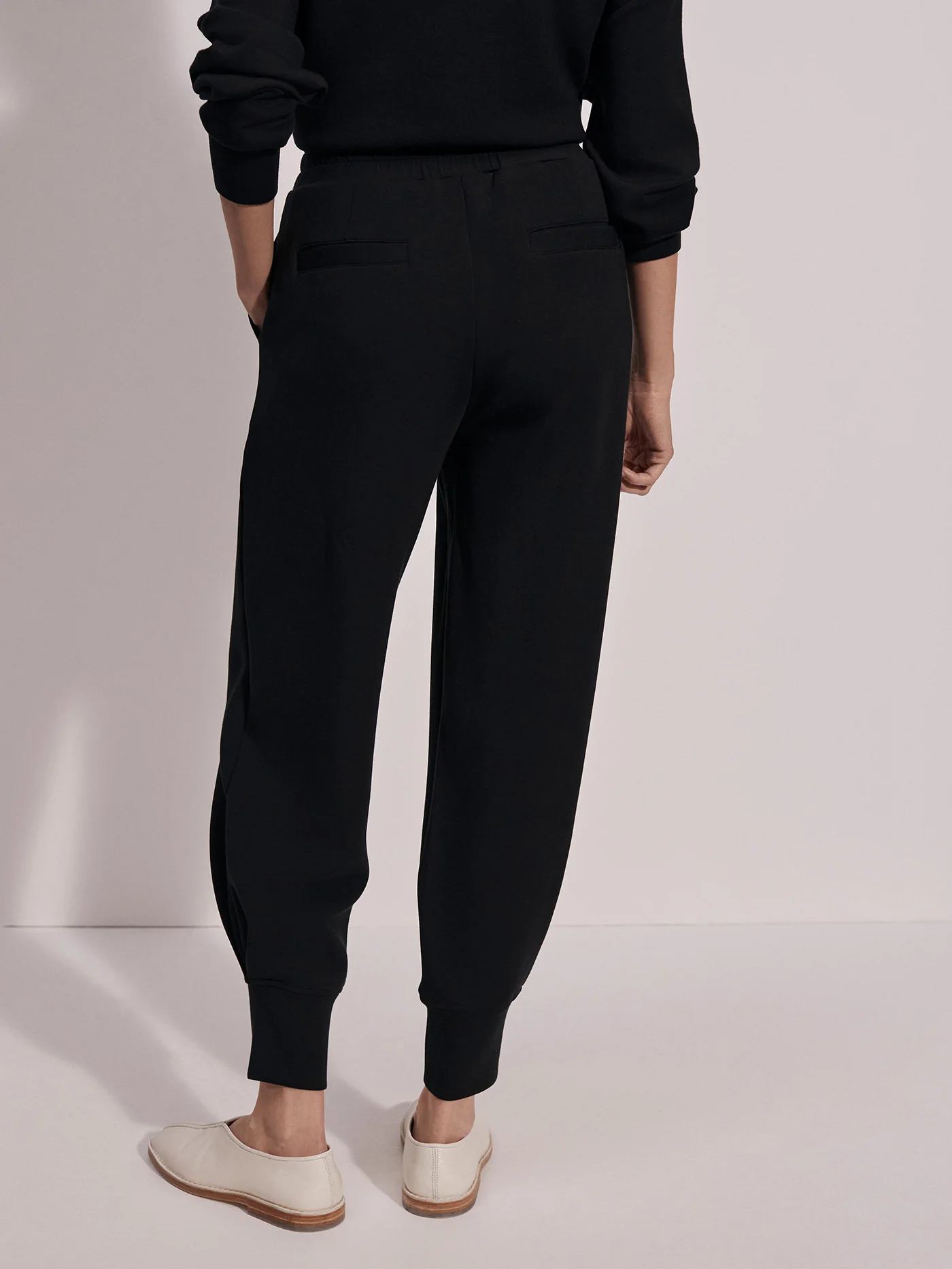 The Relaxed Pant 27.5 3 The Relaxed Pant 27.5