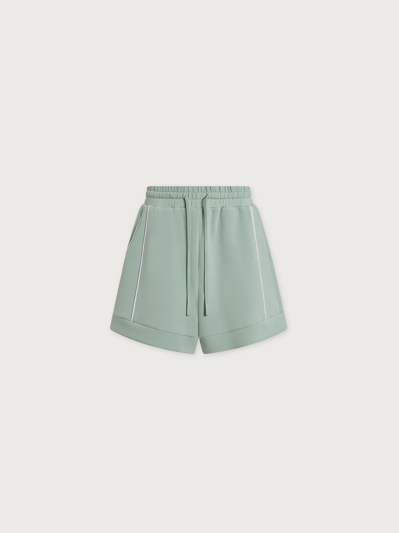 Barnes High Rise Short 4.5 18 Barnes High Rise Short 4.5