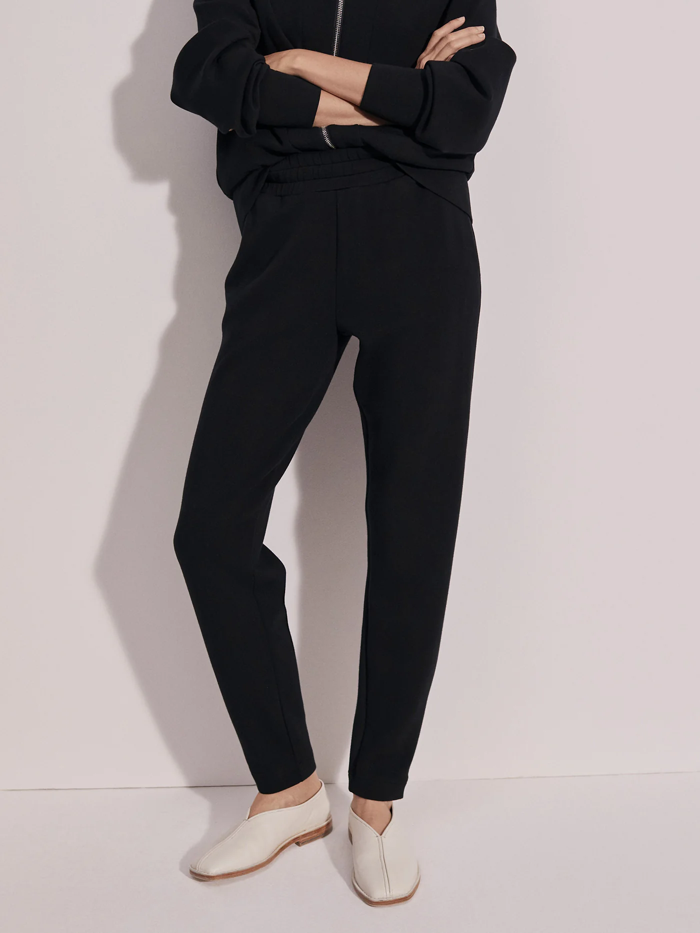 The Slim Zip Hem Pant 26