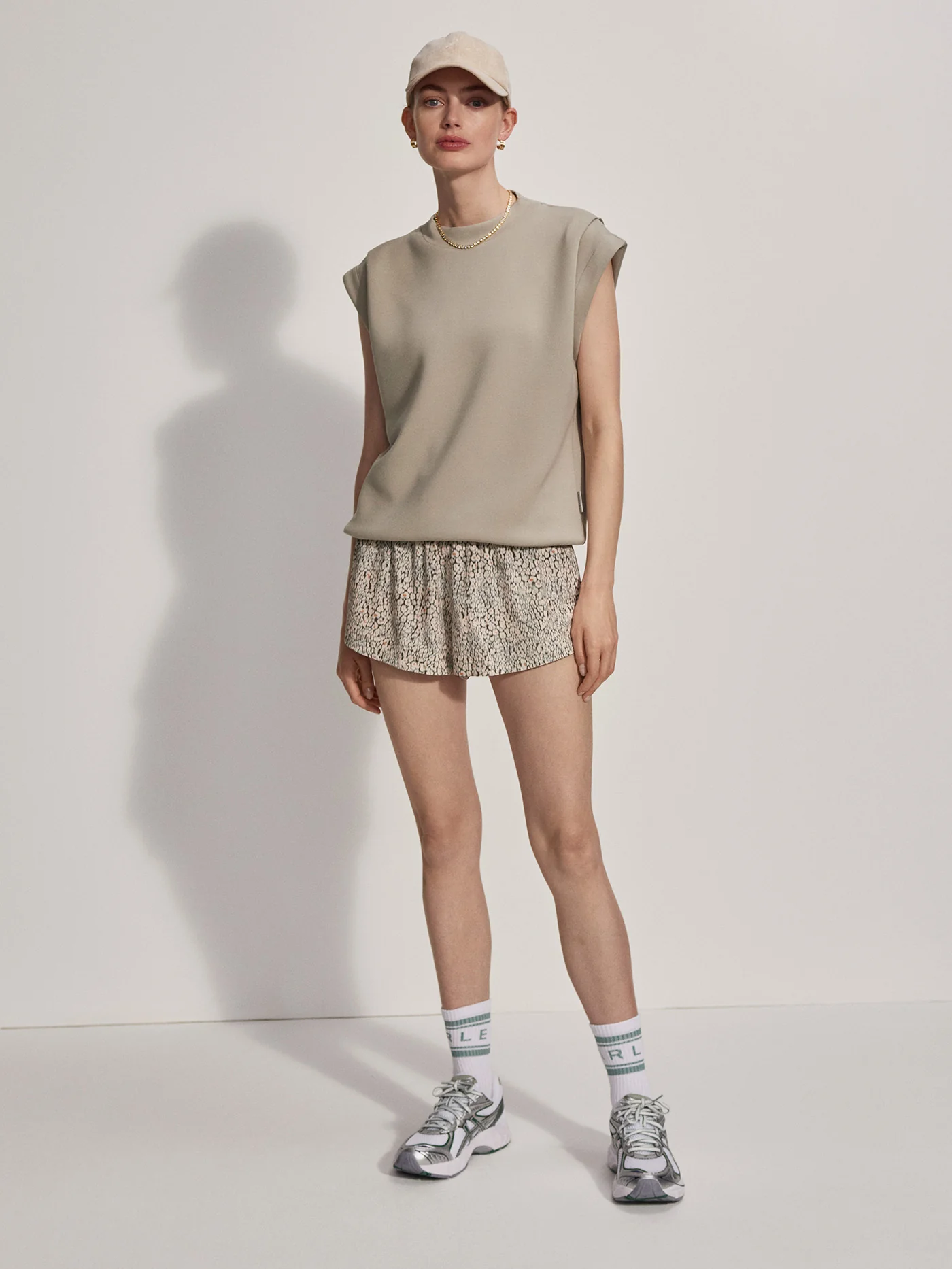 Otis Sleeveless Sweat 10 Otis Sleeveless Sweat