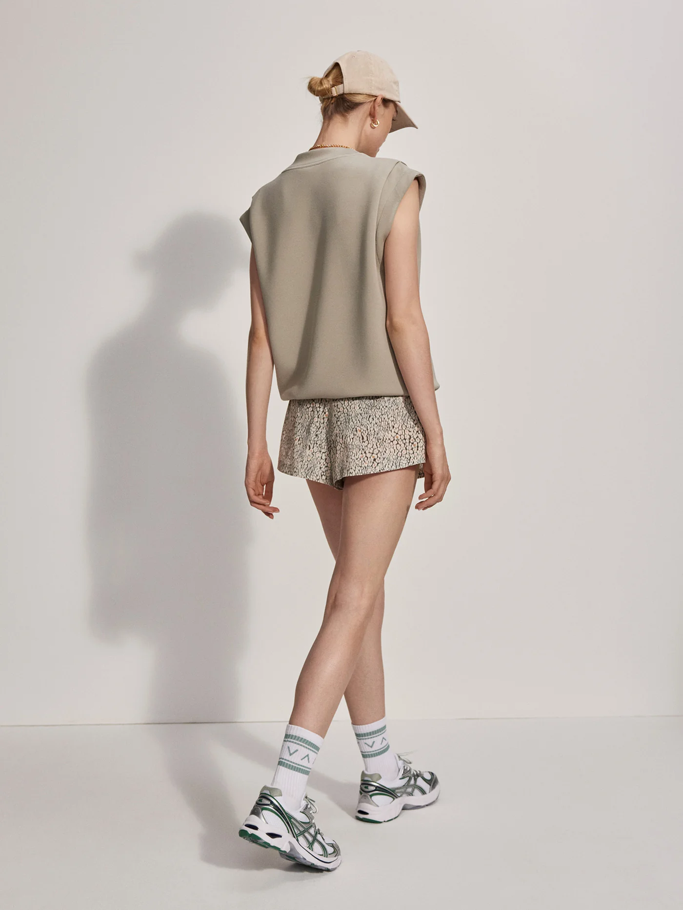 Otis Sleeveless Sweat 11 Otis Sleeveless Sweat