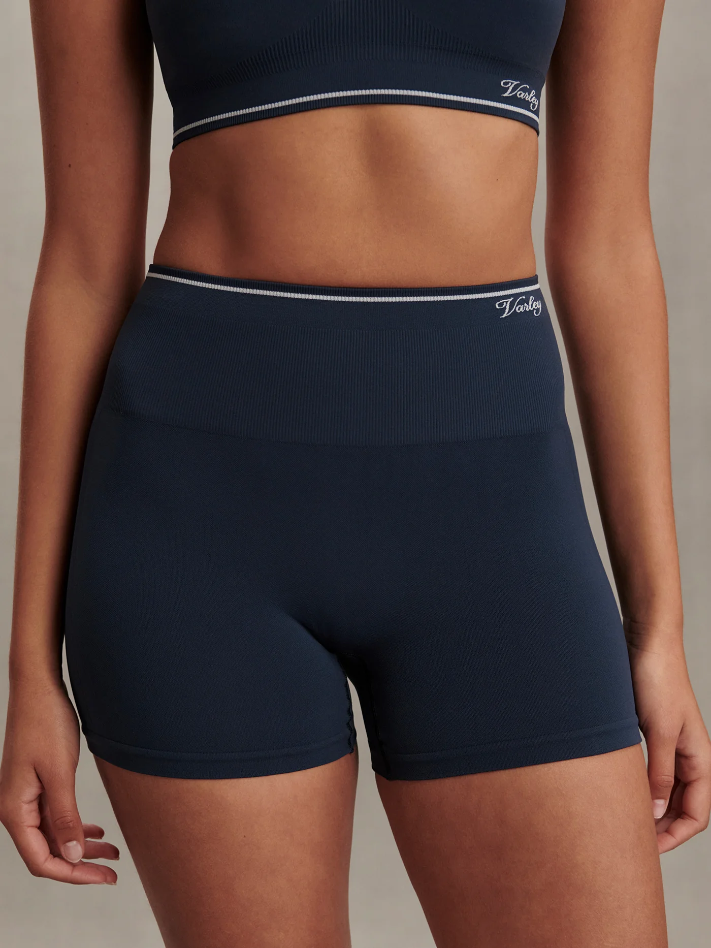 Chihiro Seamless Short 4 3 Chihiro Seamless Short 4