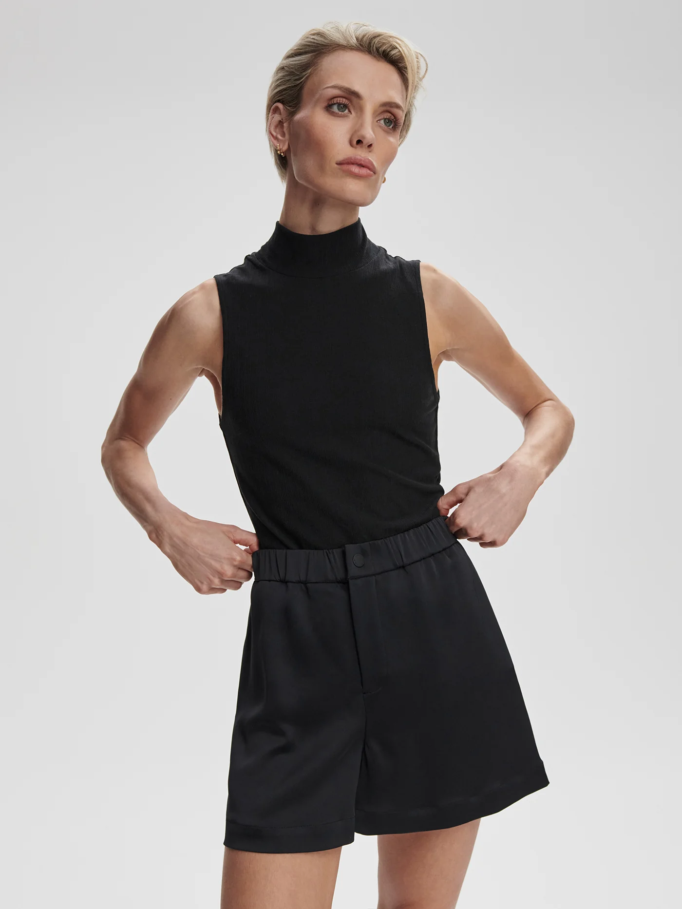 Sarka High Rise Short 4 Sarka High Rise Short