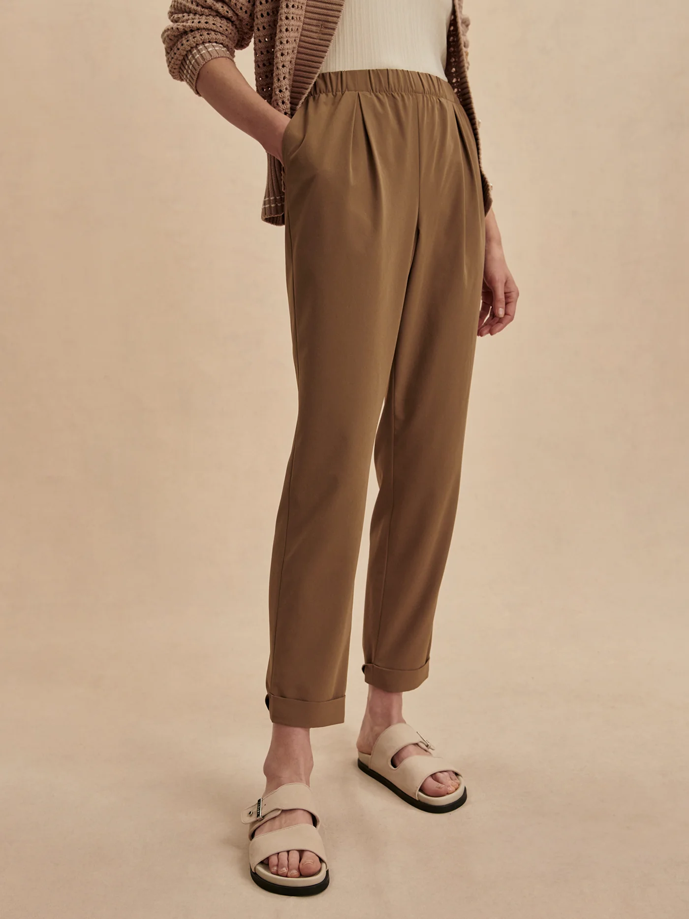 Alana Slim Tapered Cuff Pant 27 16 Alana Slim Tapered Cuff Pant 27