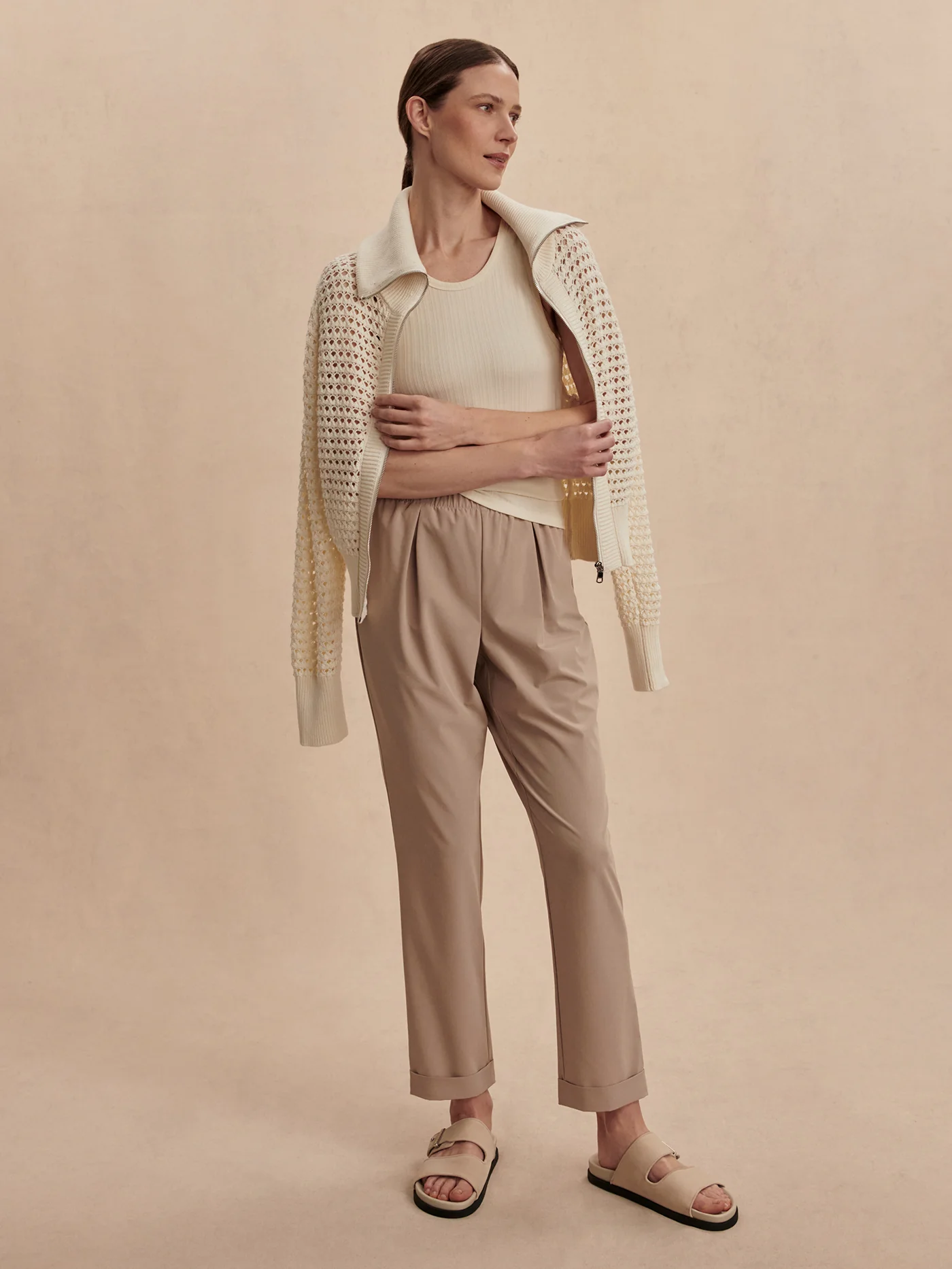 Alana Slim Tapered Cuff Pant 27 26 Alana Slim Tapered Cuff Pant 27