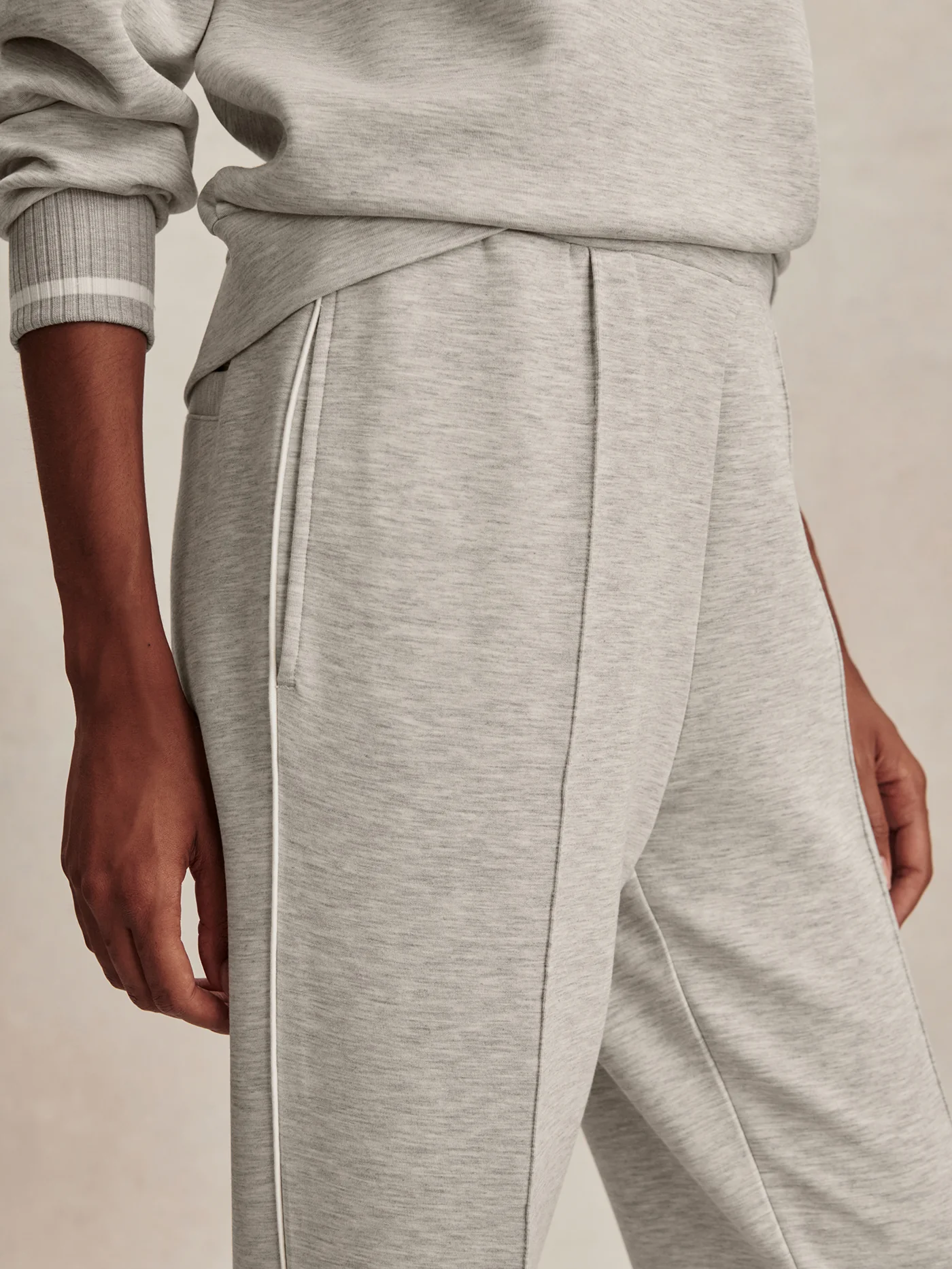 The Slim Pintuck Pant 27.5 9 The Slim Pintuck Pant 27.5