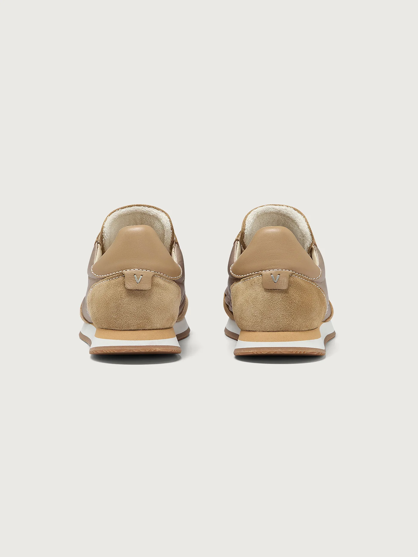 Amera Runner Suede/Satin 12 Amera Runner Suede/Satin
