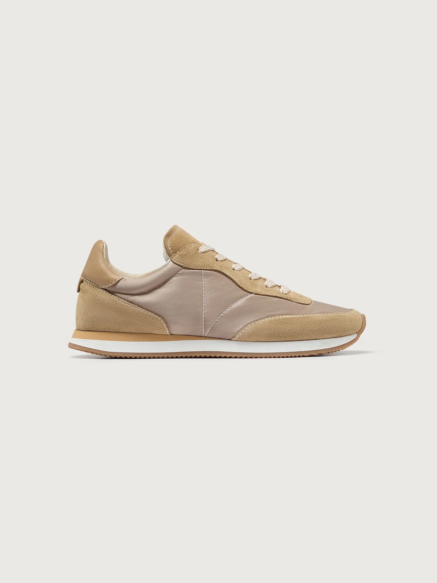 Amera Runner Suede/Satin 8 Amera Runner Suede/Satin