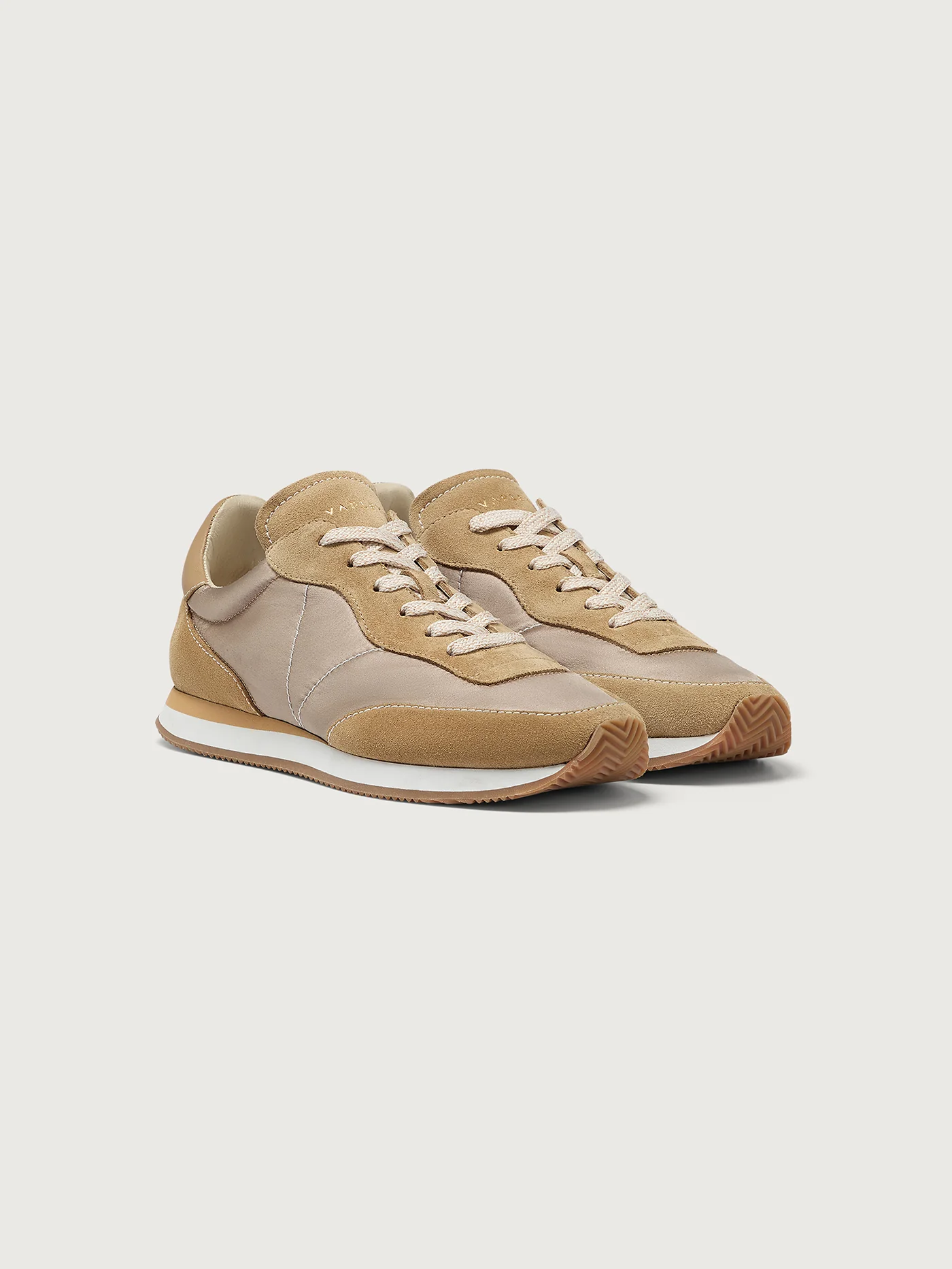 Amera Runner Suede/Satin 9 Amera Runner Suede/Satin