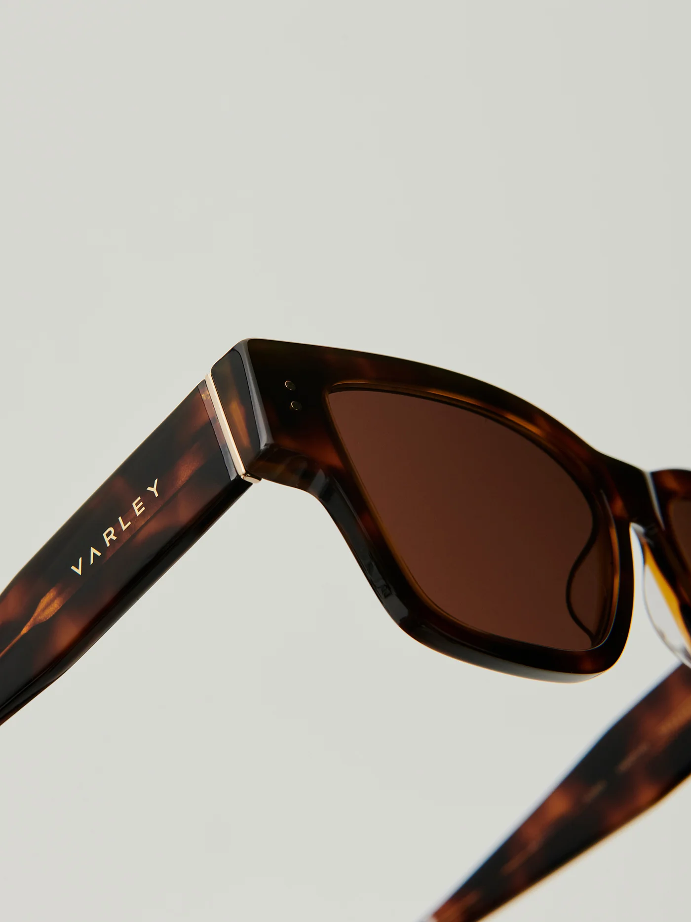 Alber Square Sunglasses 23 Alber Square Sunglasses