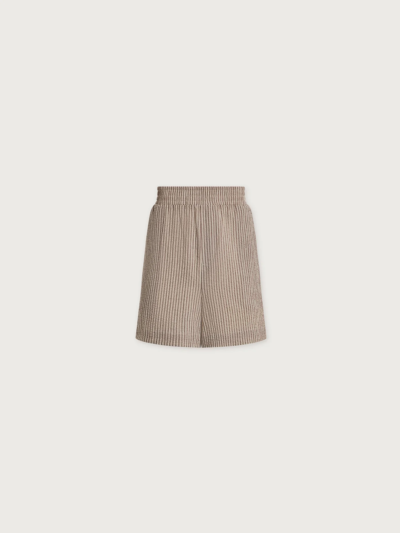Darina Short 4 6 Darina Short 4
