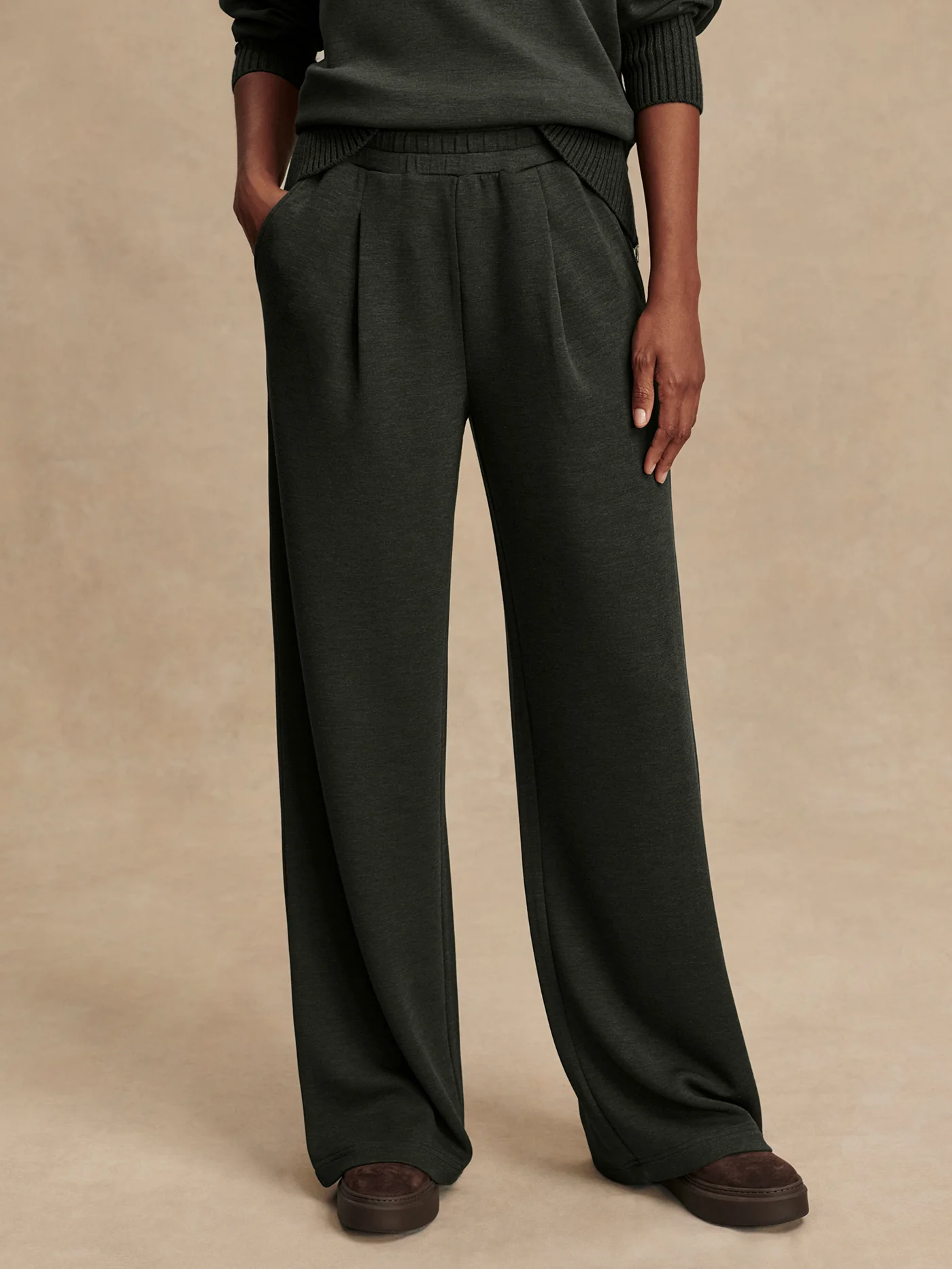 The Extra Wide Leg Pant 29.5 8 The Extra Wide Leg Pant 29.5