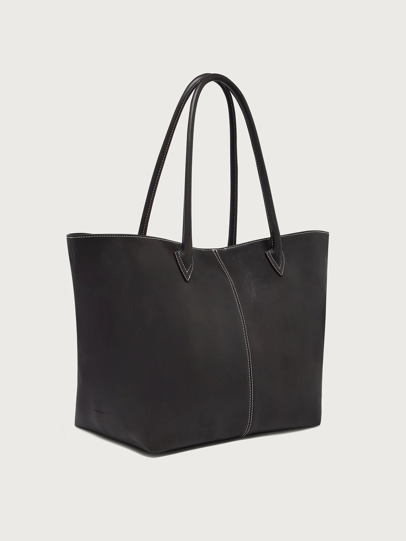 Loene Leather Tote Bag 22 Loene Leather Tote Bag