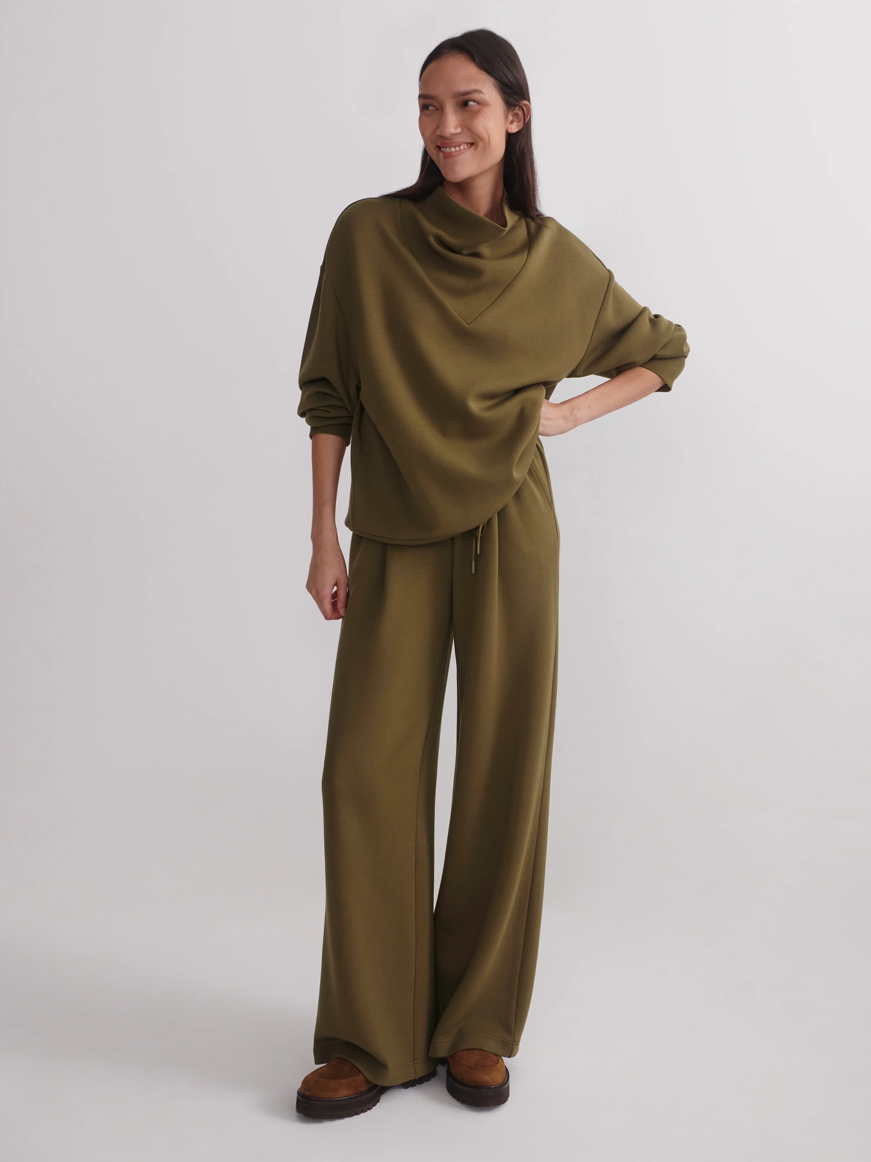 The Extra Wide Leg Pant 32 38 The Extra Wide Leg Pant 32