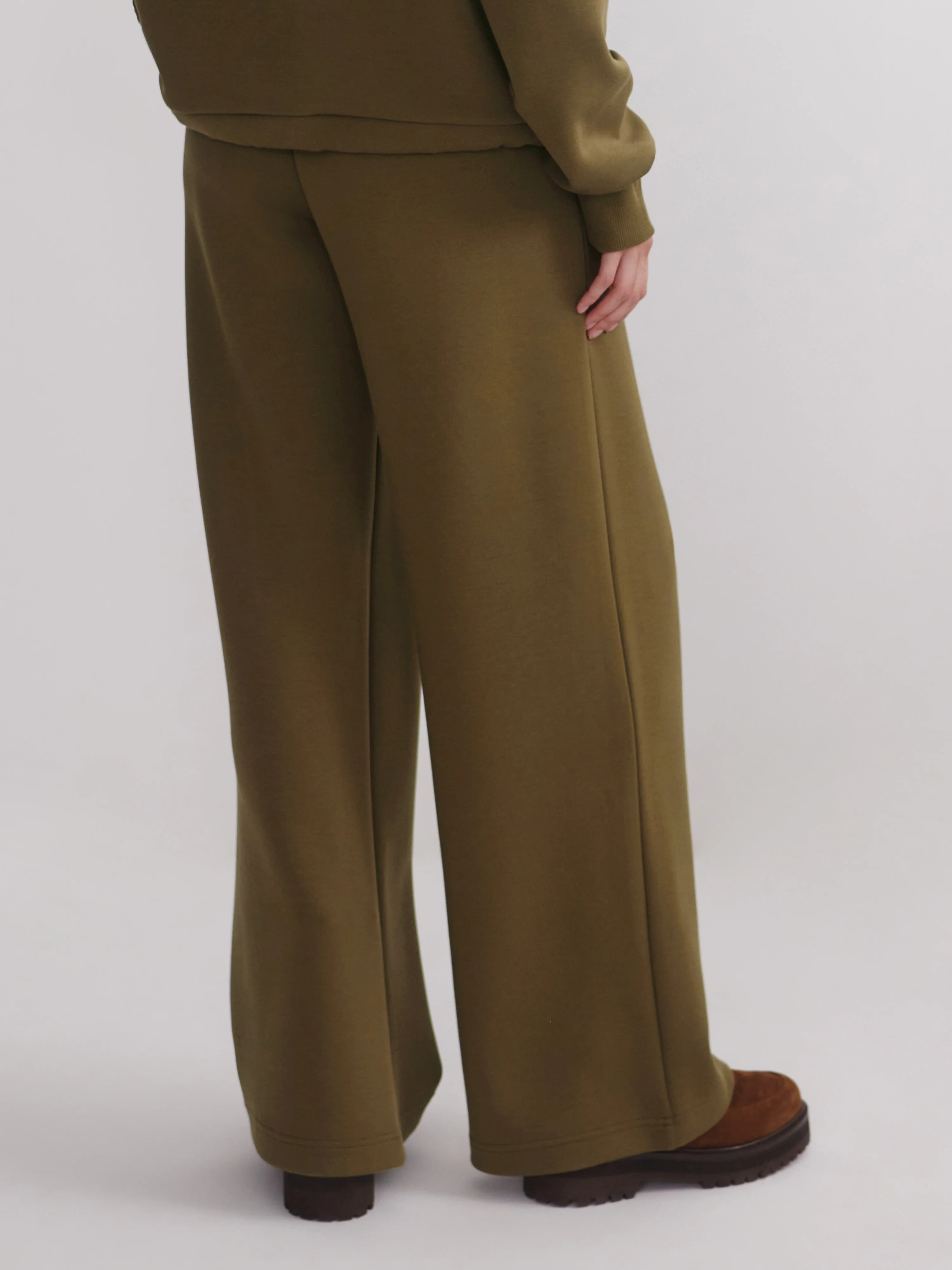 The Extra Wide Leg Pant 32 42 The Extra Wide Leg Pant 32