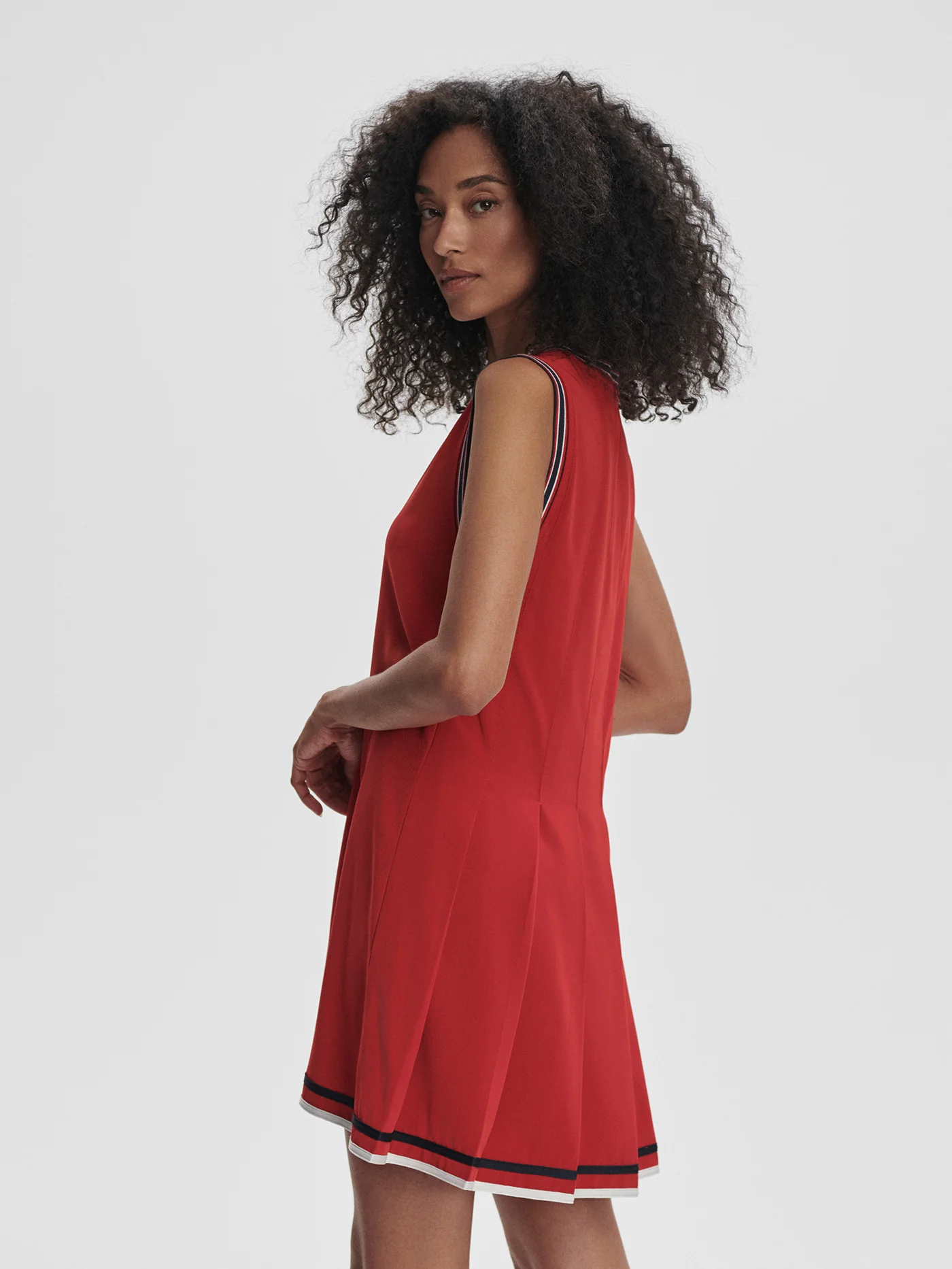Amanda 2.0 Court Dress 32.5 3 Amanda 2.0 Court Dress 32.5