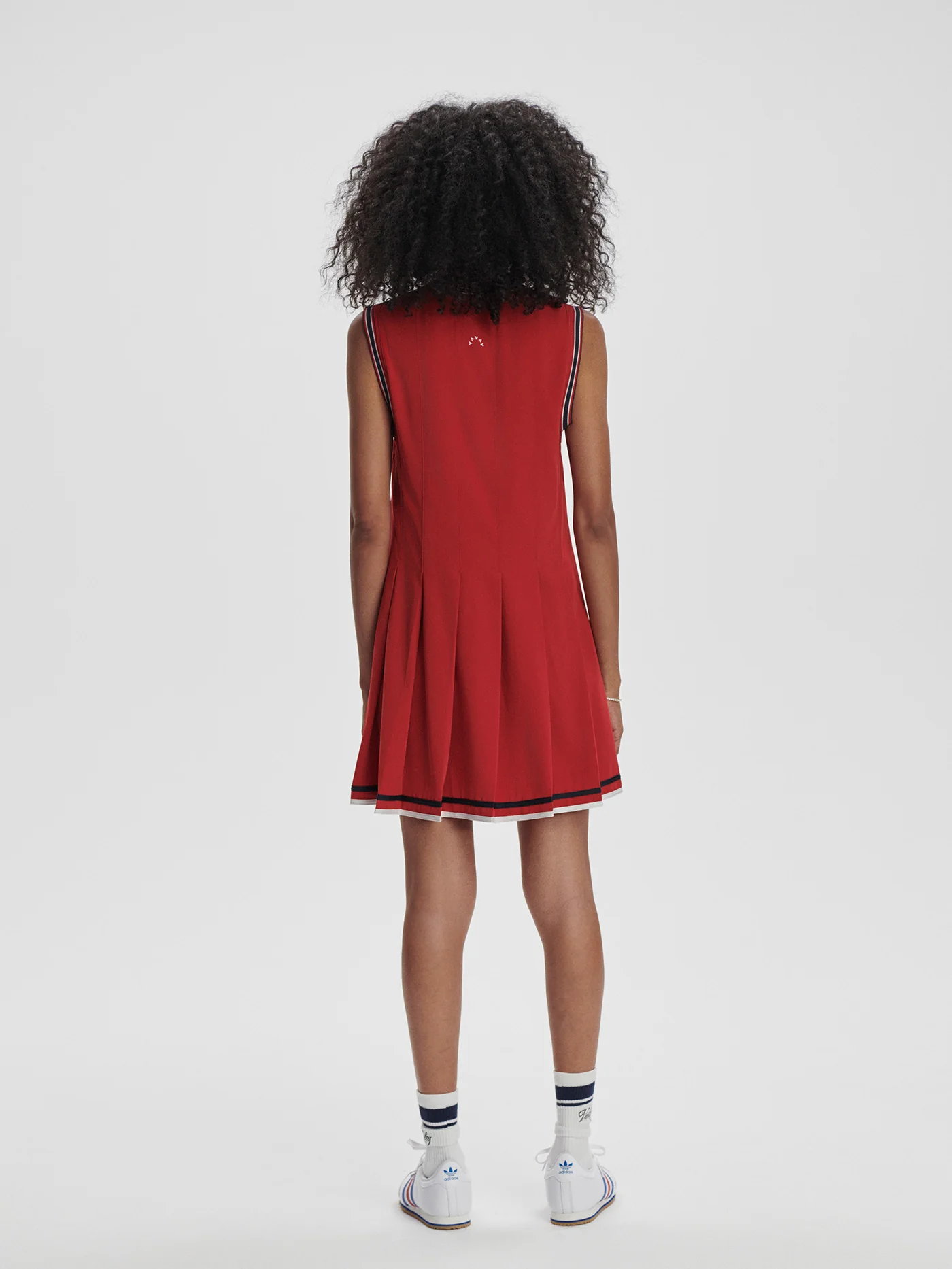 Amanda 2.0 Court Dress 32.5 4 Amanda 2.0 Court Dress 32.5