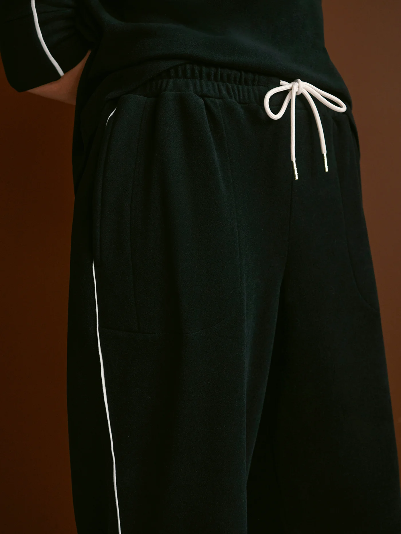 Brushed Rib Straight-Leg Pant 28 3 Brushed Rib Straight-Leg Pant 28