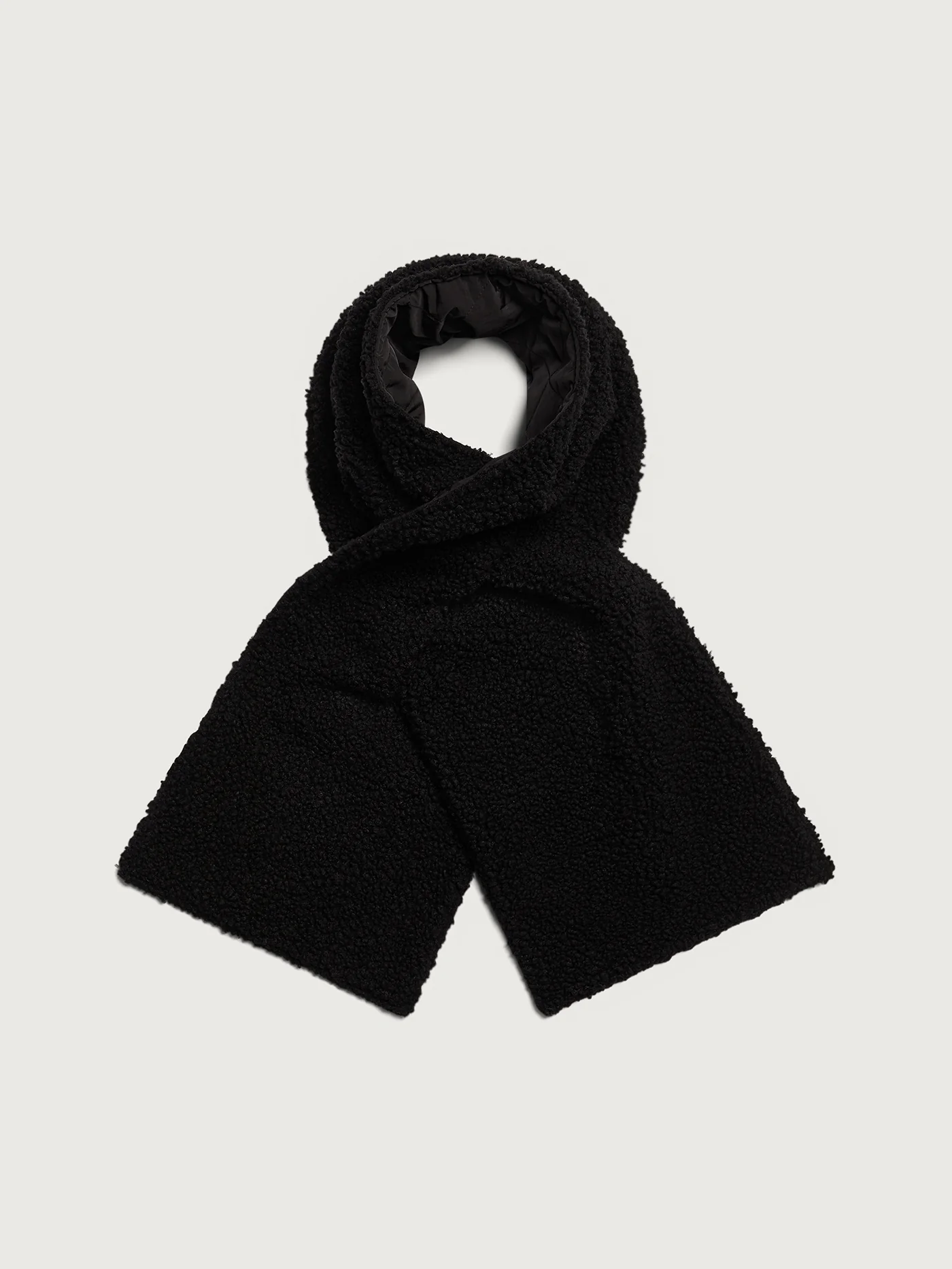 Coronet Quilt Sherpa Scarf