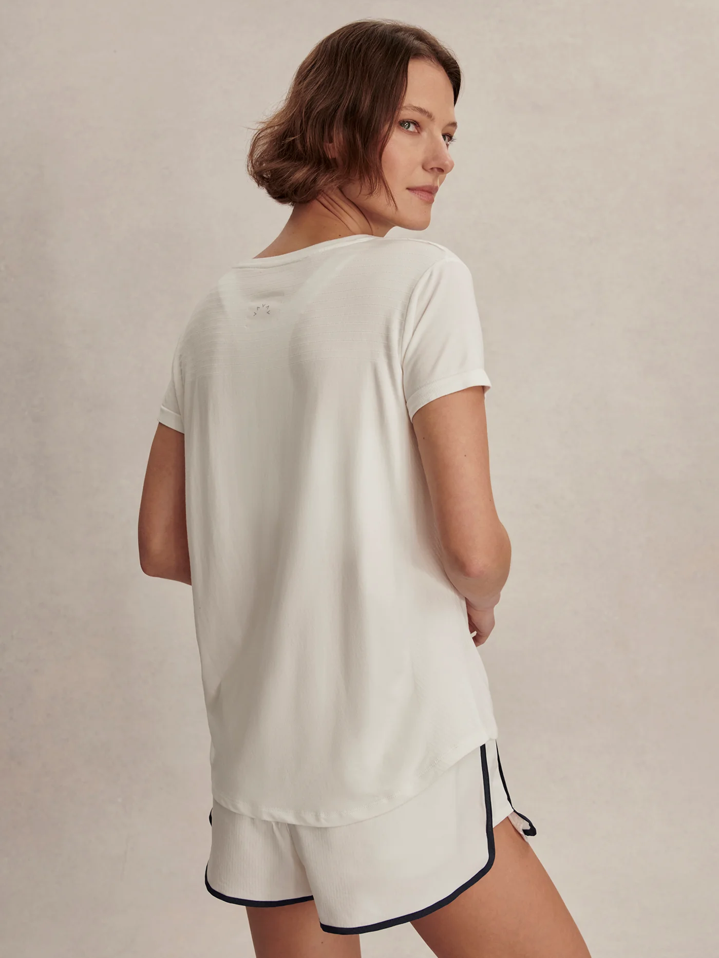 Saskia Seamless Longline Tee 5 Saskia Seamless Longline Tee