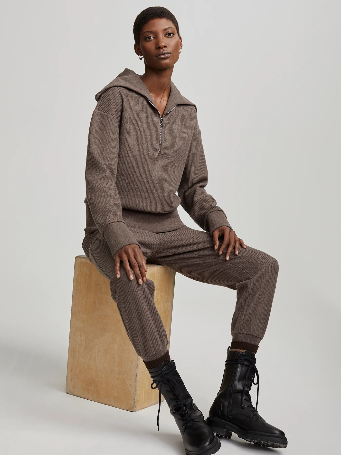 Maguire Half-Zip Sweat 2 Maguire Half-Zip Sweat