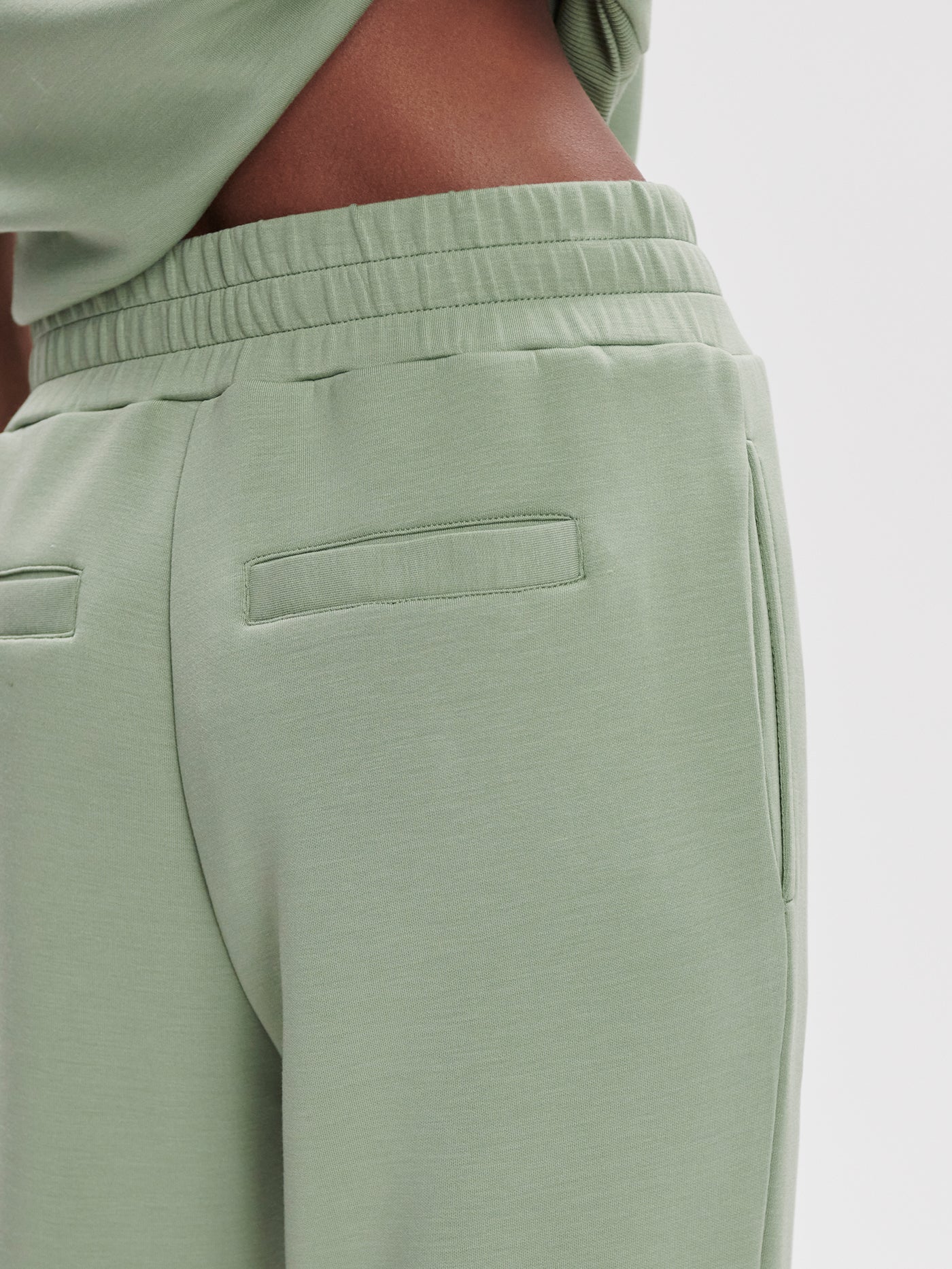 The Slim Cuff Pant 25 69 The Slim Cuff Pant 25