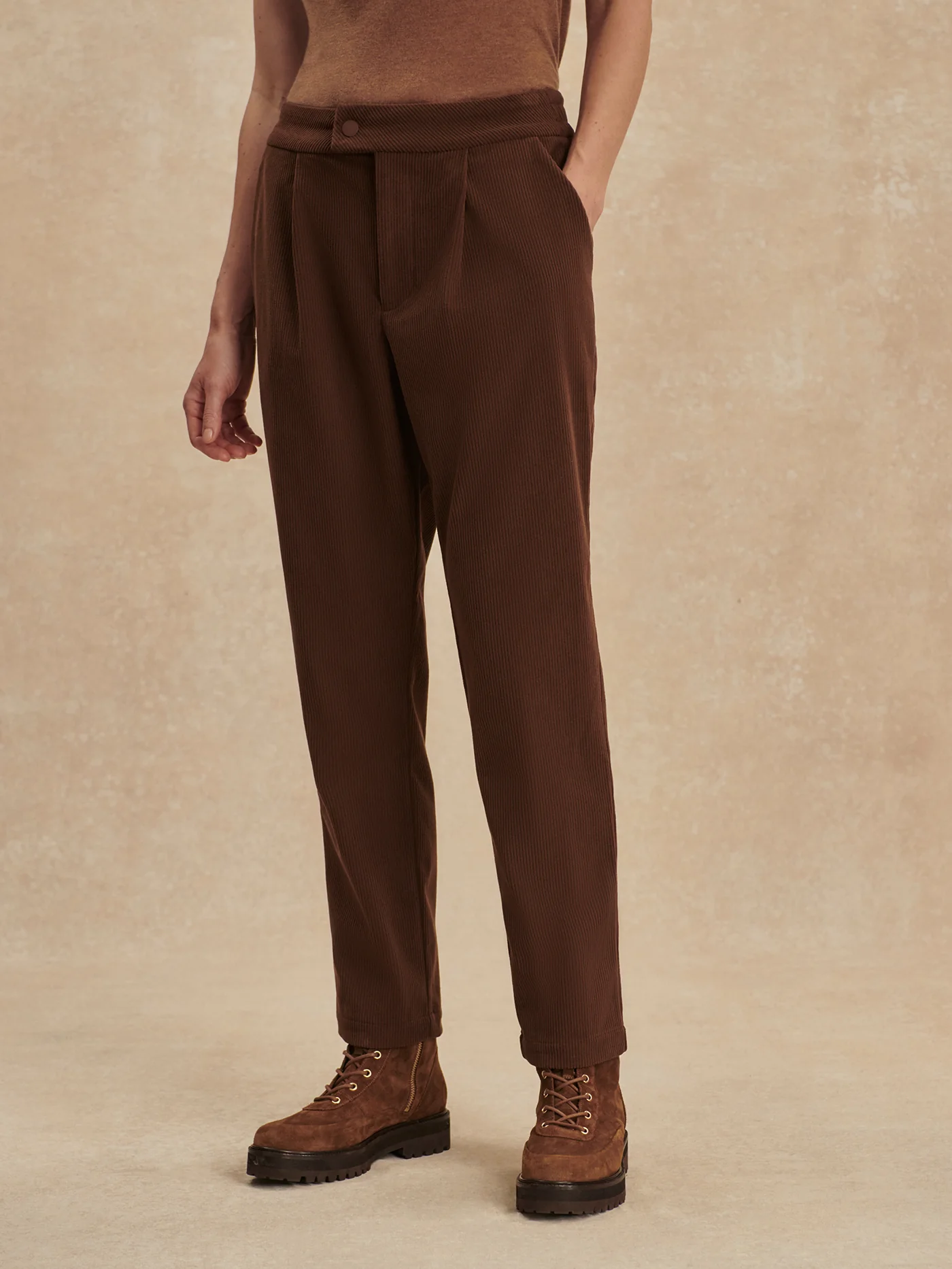 Nell Reg Tapered Leg Pant 29
