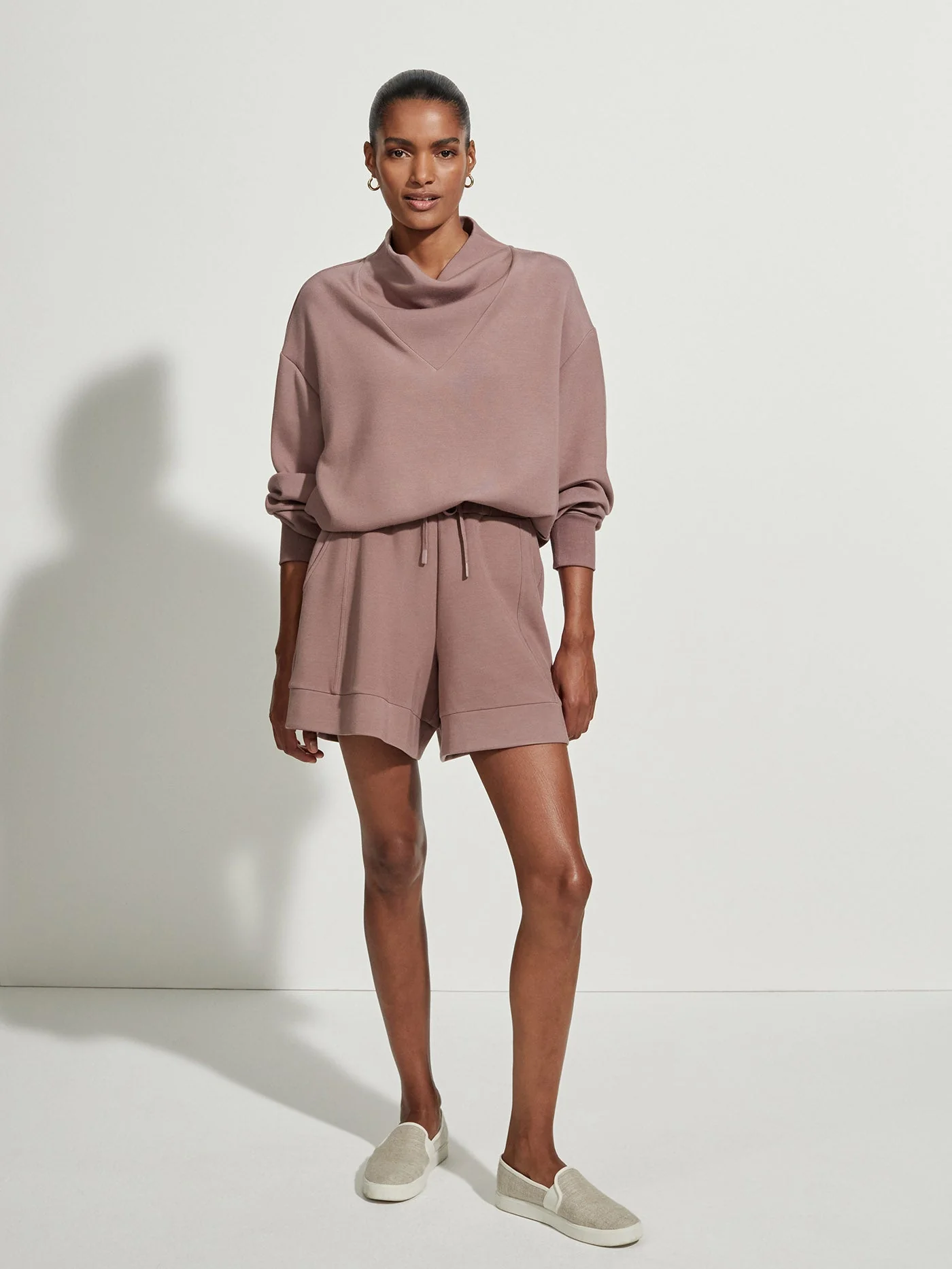 Alder High Rise Short 5.5 2 Alder High Rise Short 5.5