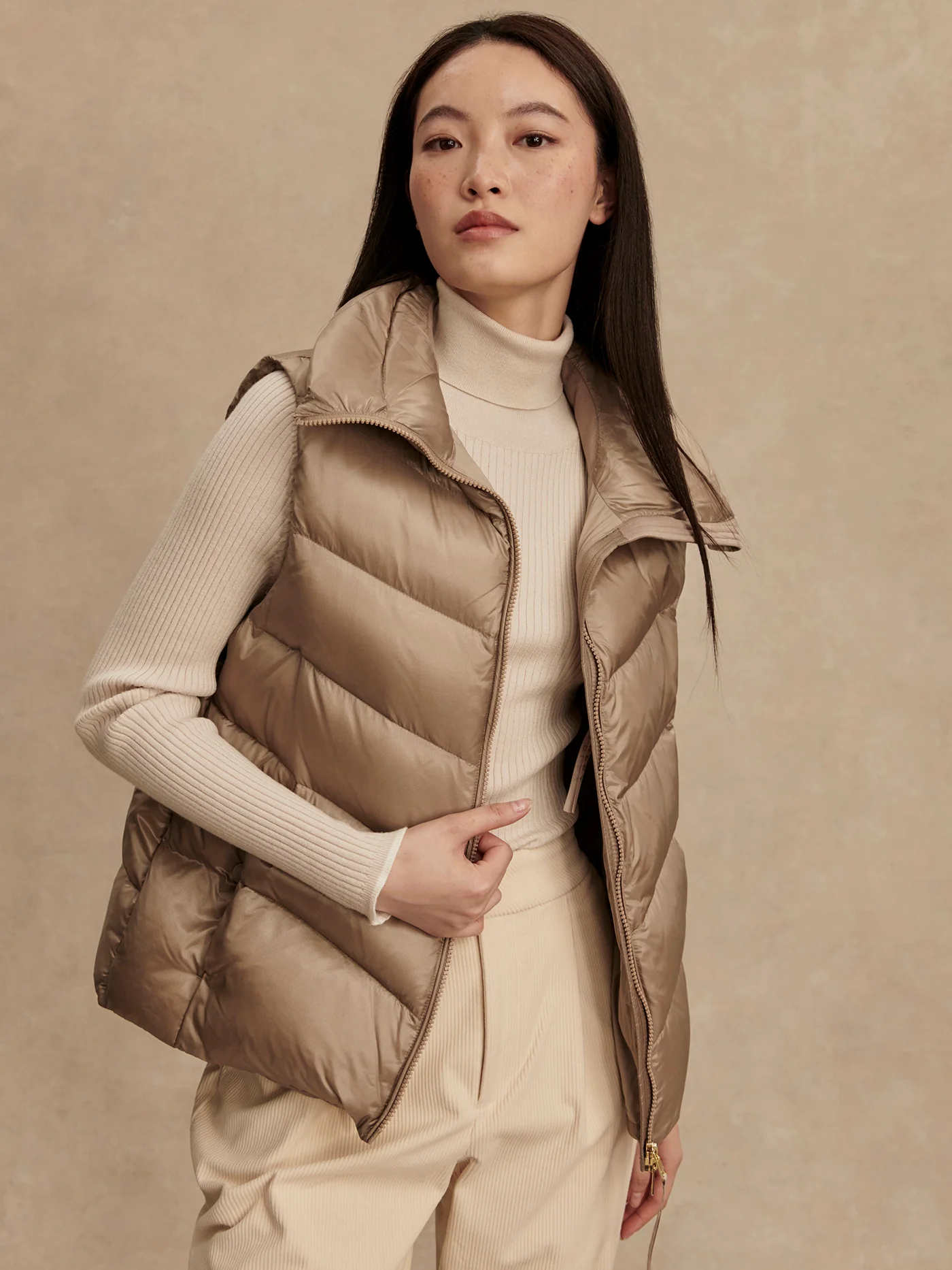 Bextor Lightweight Down Gilet 2 Bextor Lightweight Down Gilet