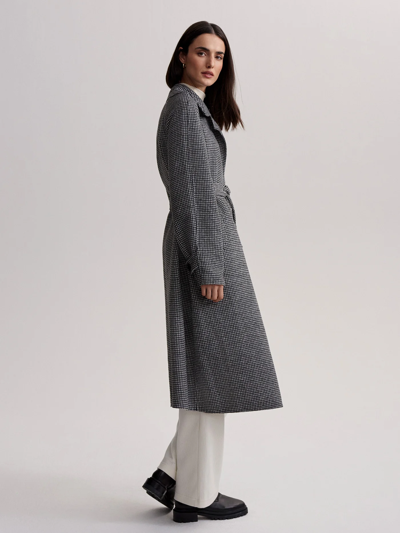Fairbourn Oversized Coat 4 Fairbourn Oversized Coat